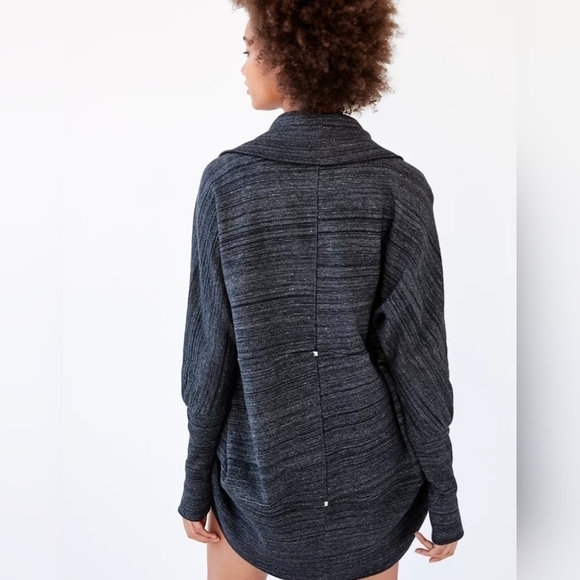 Aritzia Wilfred Diderot Blue Sweater - Picture 2 of 3